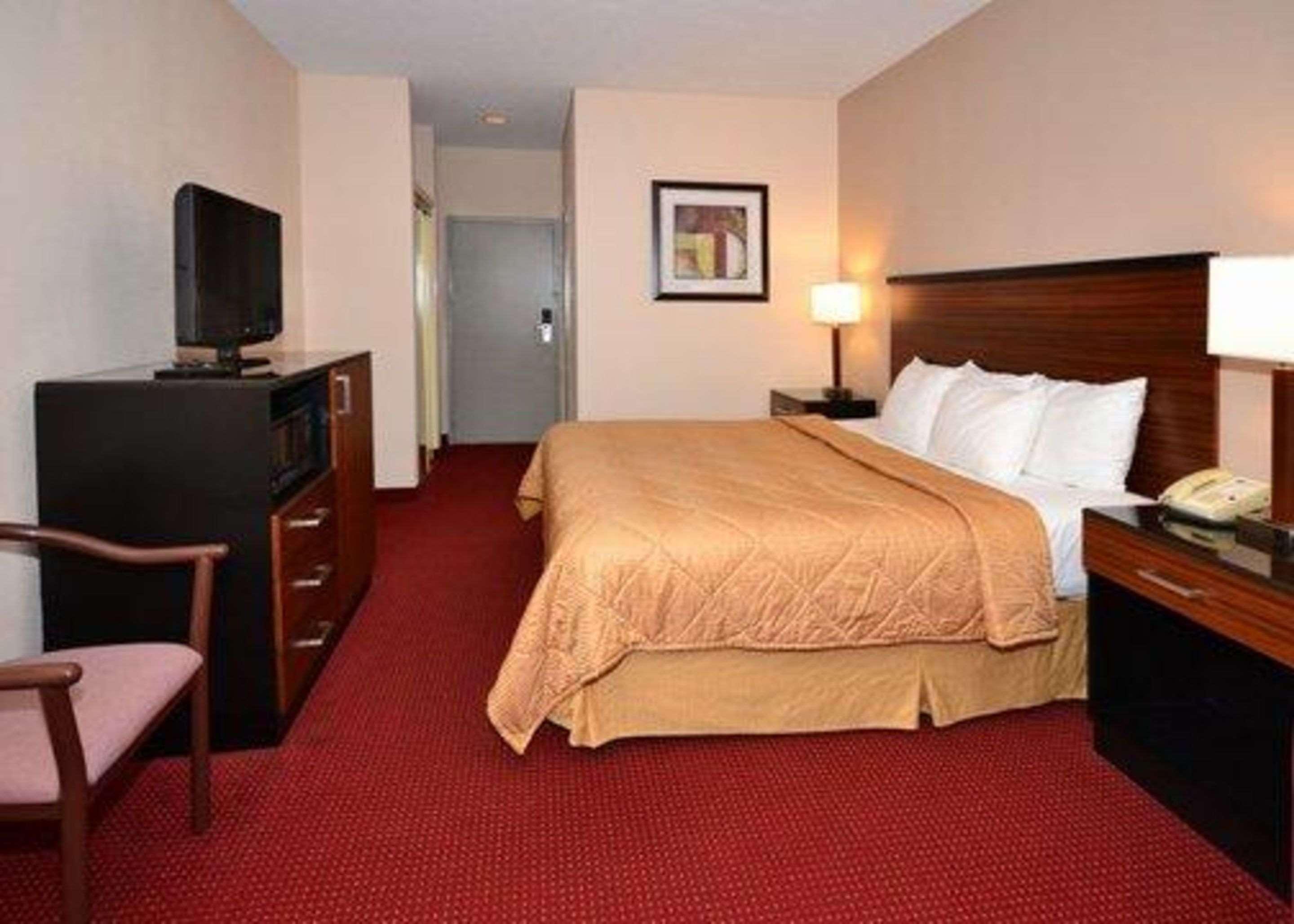 Surestay Plus By Best Western Reading North Екстериор снимка