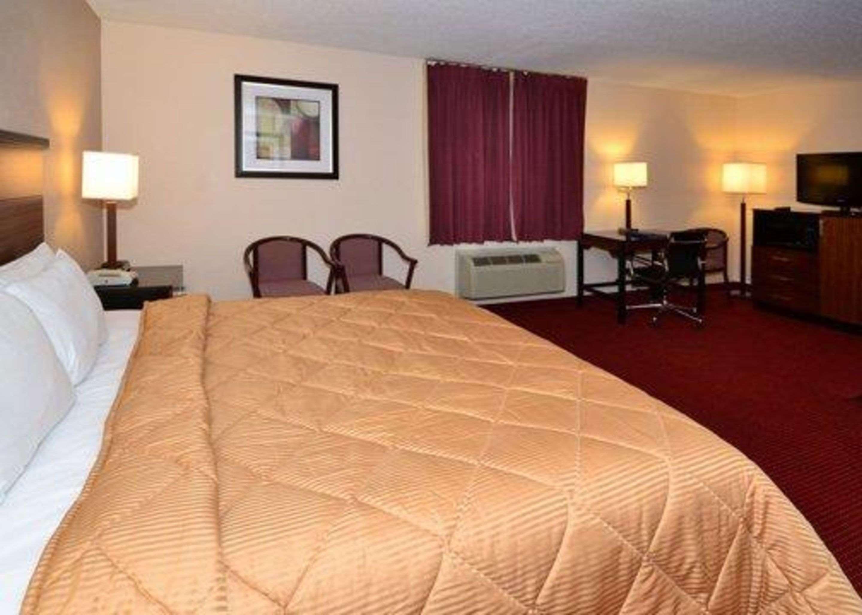 Surestay Plus By Best Western Reading North Екстериор снимка