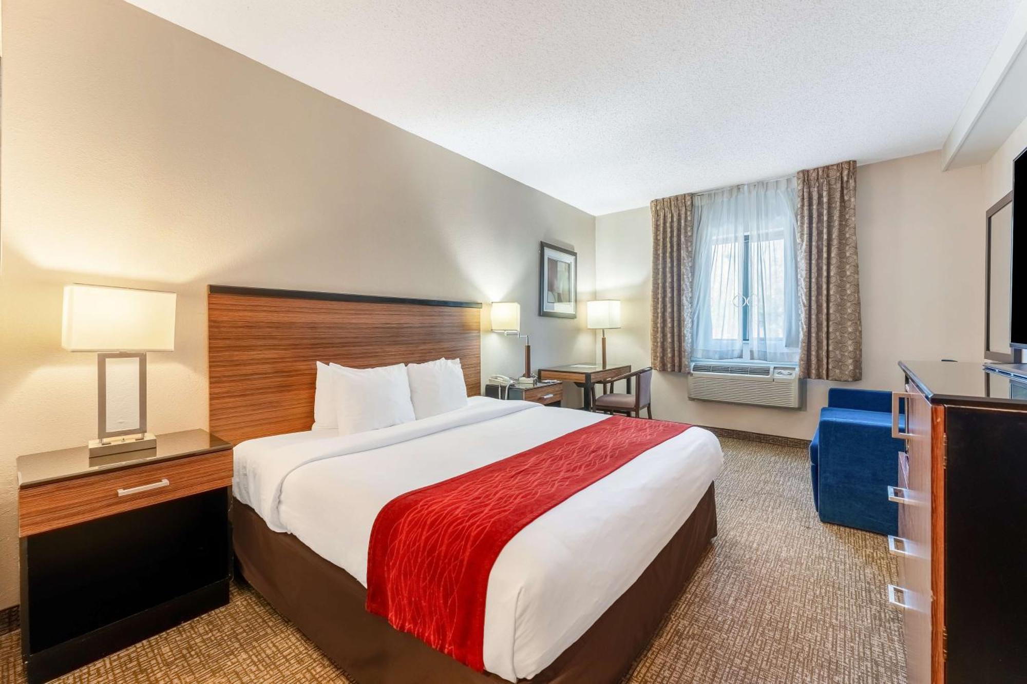 Surestay Plus By Best Western Reading North Екстериор снимка